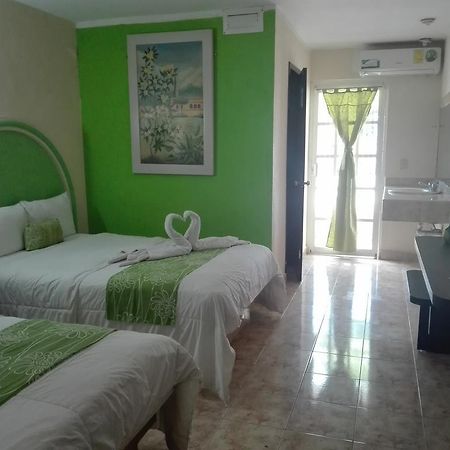 Hotel Hc Internacional Канкун Екстериор снимка