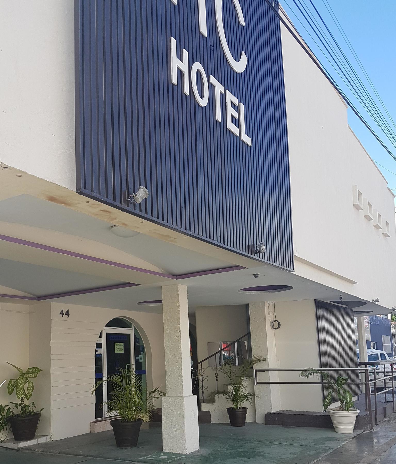Hotel Hc Internacional Канкун Екстериор снимка